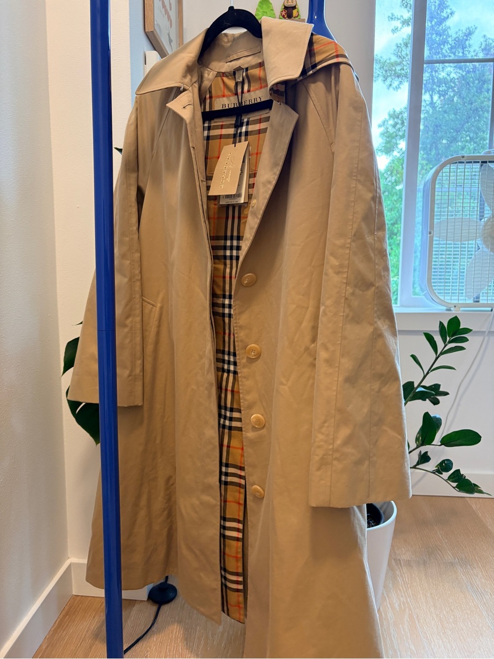 NWT Burberry Richmond Trench Coat - Honey - US 6 / UK 8